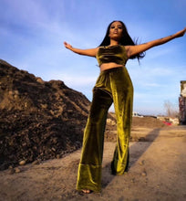 Load image into Gallery viewer, "Nia" Olive Velvet Wide Leg Joggers
