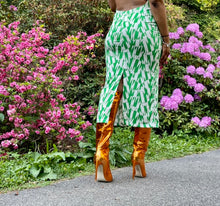 Load image into Gallery viewer, Melanie “Verde” Green and White Abstract Print Open Back Midi