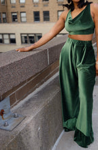 Load image into Gallery viewer, &quot;Nia&quot; Olive Velvet Wide Leg Joggers

